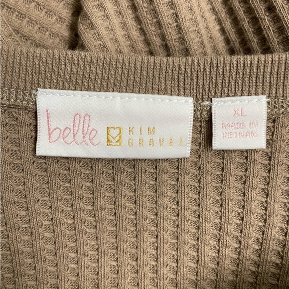 V neck pullover - Picture 3 of 14